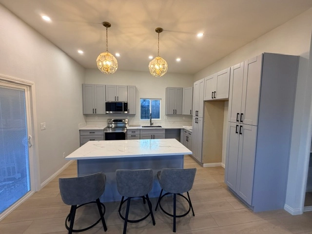 Luxury kitchen remodel by Lovering Remodeling